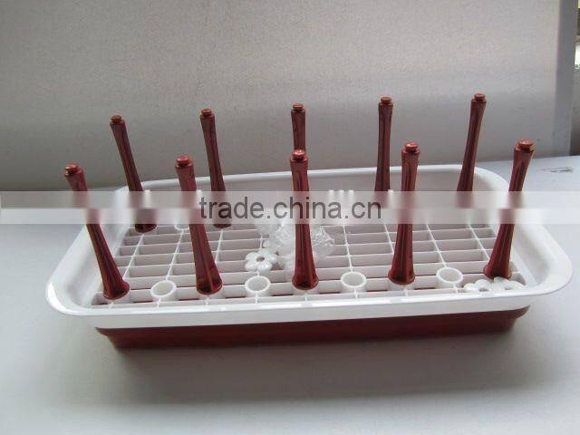 Rectangular plastic cup holder