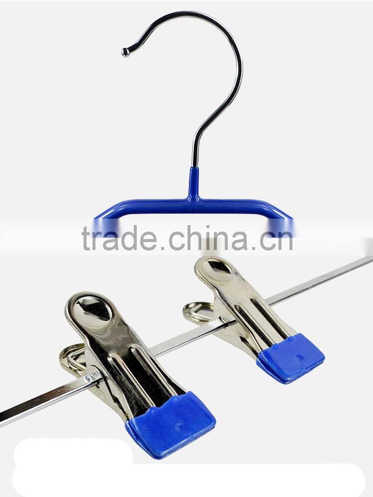 Broad-shouldered Suit Hanger with Clips Slip-resistant