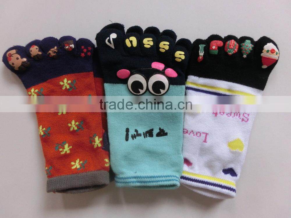 2016 children's knit five toe socks cartoon socks