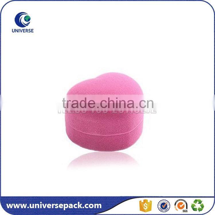 Luxury Heart-shaped velvet ring box