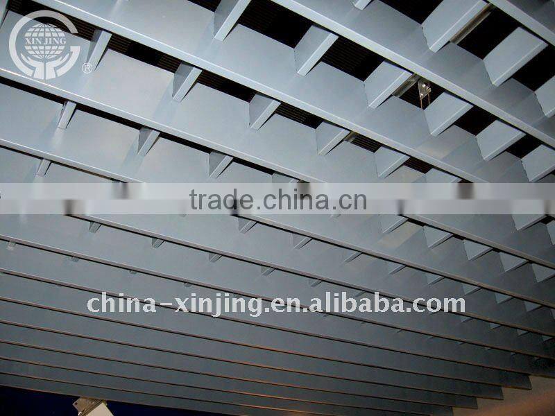 Metal open cell ceiling