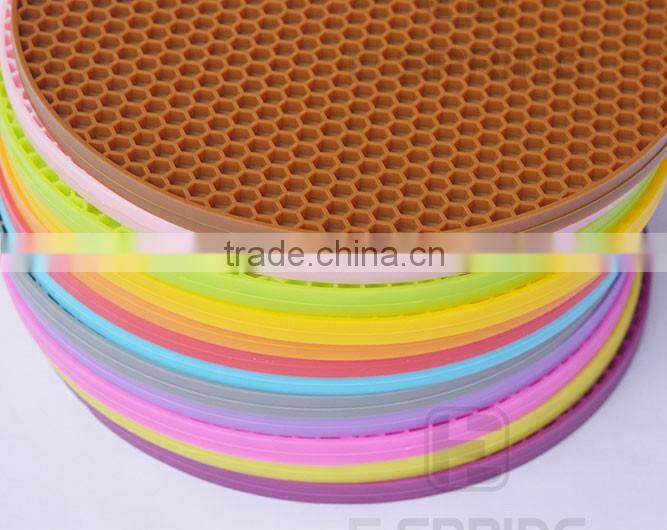 Heat Insulation Anti-skidding Silicone Table Mat