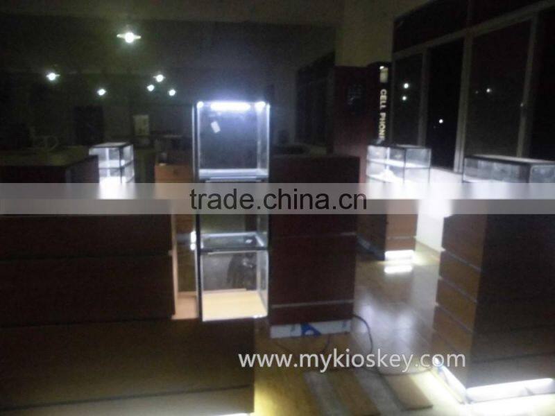 Newly design mobile phone exhibition case mobile phone booth