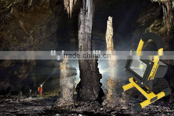 New York MarketRechargeable 110 Volt Garden Led Flood Light Flashlight