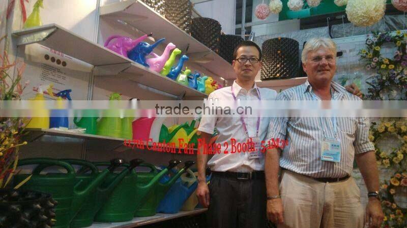 CHILDRENS KIDS SMALL GARDEN PLANTS WATERING CAN WITH ROSE