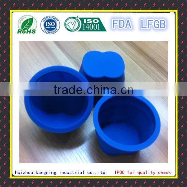 Simple classic silicone cake mould for child funny cooking