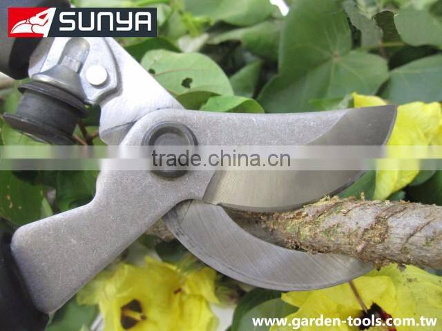 Orchard classic metal bypass lopper