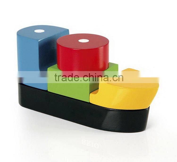 hot sale wooden boat toy OEM boat magnetic kit intelligence block boat toys EZ5119
