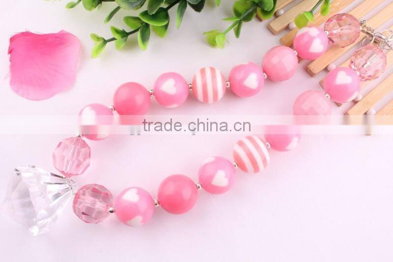 AAA Quality Latest Wholesale large acrylic bead necklace/Popular colorful bead chunky necklace