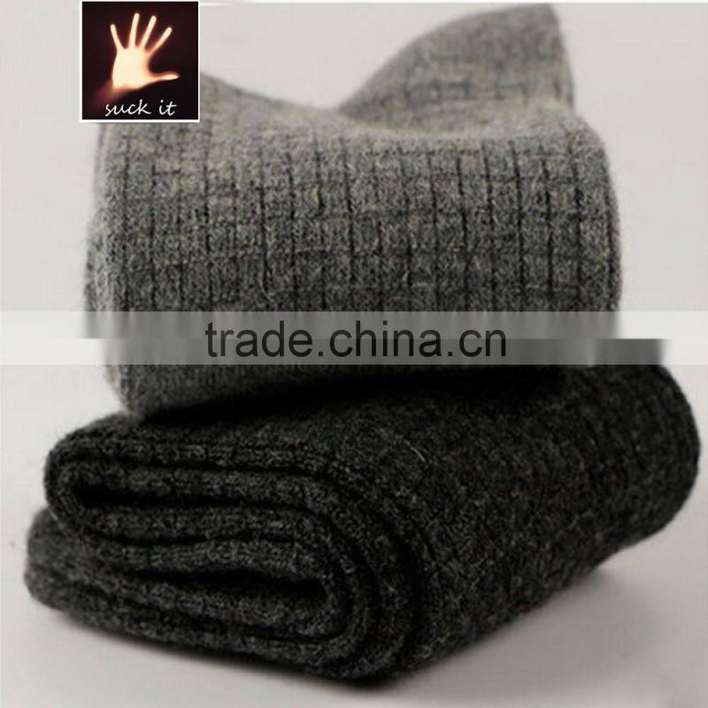 woollen stocklots closeout 100% merino wool socks Colorful woolen knitting patterns men socks high quality Socks