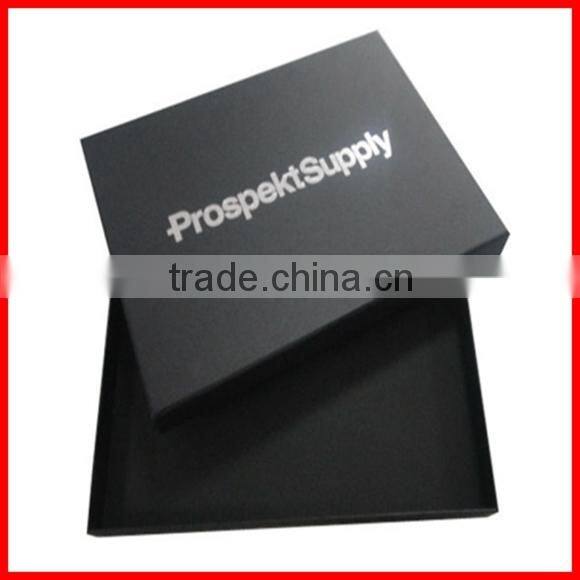 Wholesale Luxury Custom Cardboard Clothing Packaging Box for Jeans