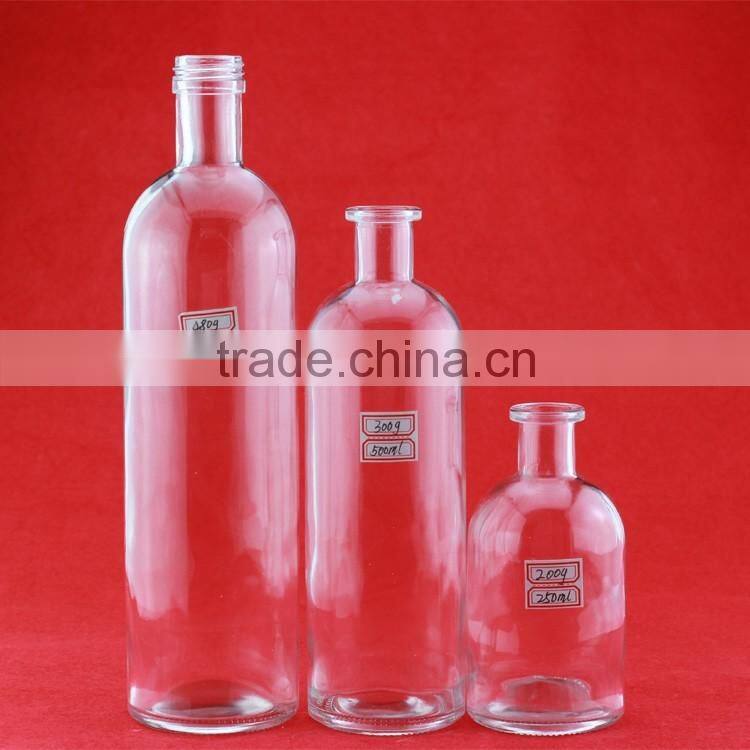 New design glass bottle glass beverage bottle wholesale brand your own vodka
