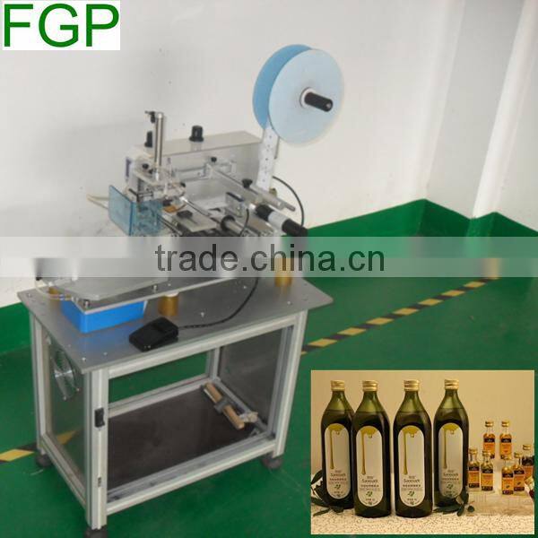 Semi Automatic Labeling Machine For Plane Label