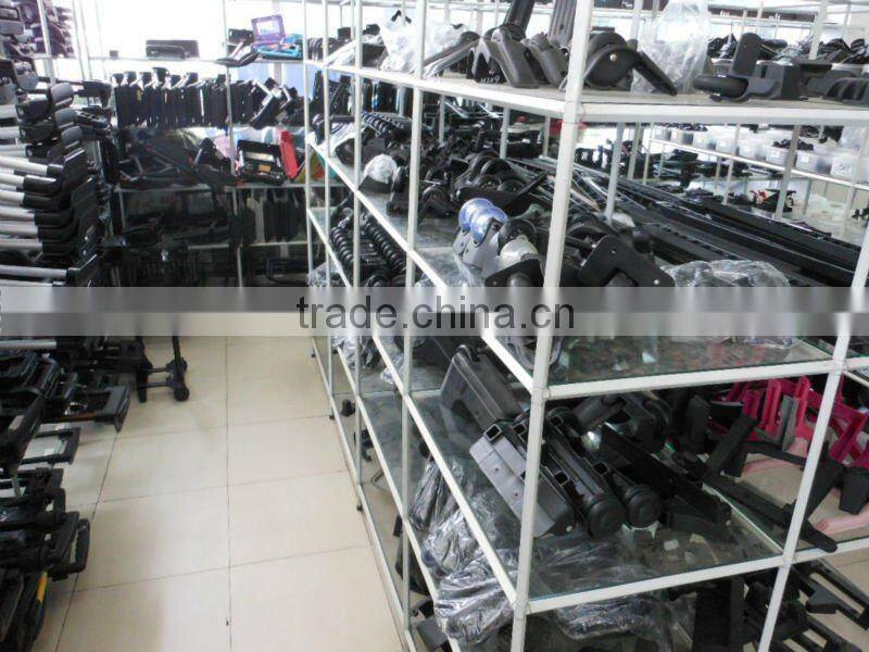 Rolling Tote Bagg 17" Crinkle Nylon