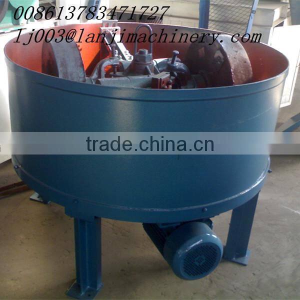 Wheel type sand mill for foundry industry