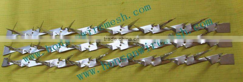 Galvanized Steel Razor Spike on top of Roof, wall, gate & fence anti-climb for security