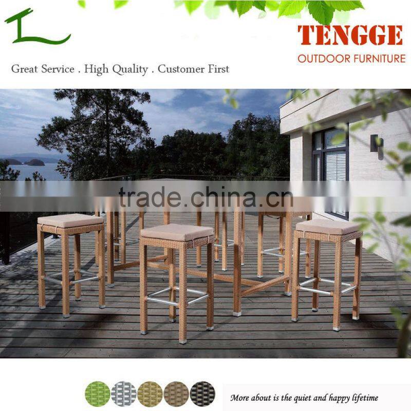 Outdoor PE rattan high top bar tables and chairs