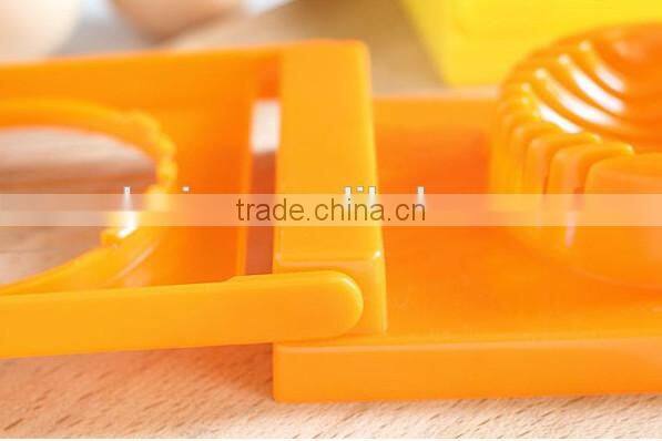 2 IN 1 Egg cutter , Egg slicer , Egg sectioner