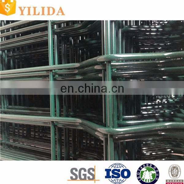 PVC Powder coated galvanized welded wire mesh For fence