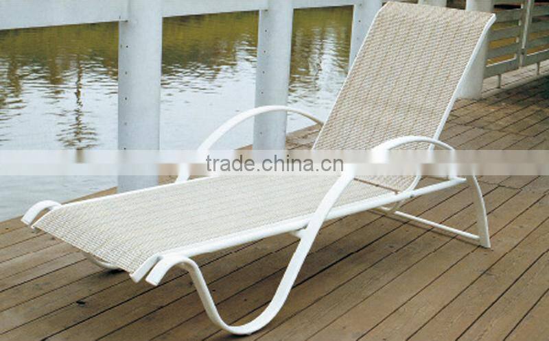 PE Rattan Wicker Outdoor Patio Pool Chaise Lounge Chair