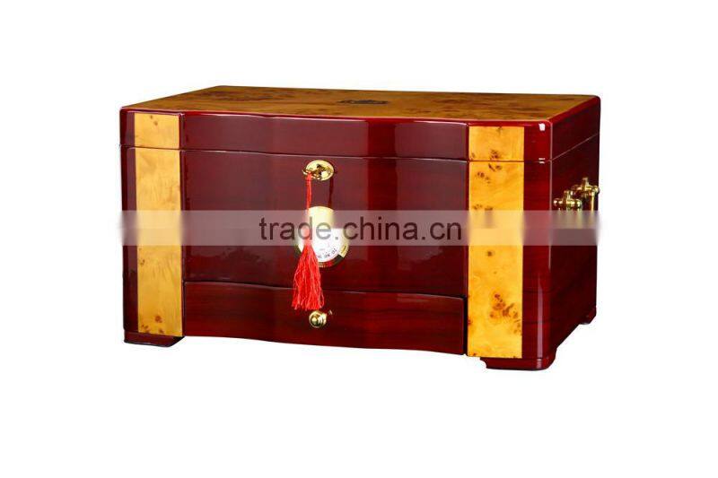 high quality spanish cedar wood box made in Cihna