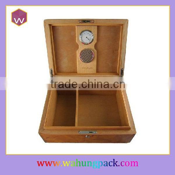 Lacquered cigar boxes cases wood design with inner cigar tray