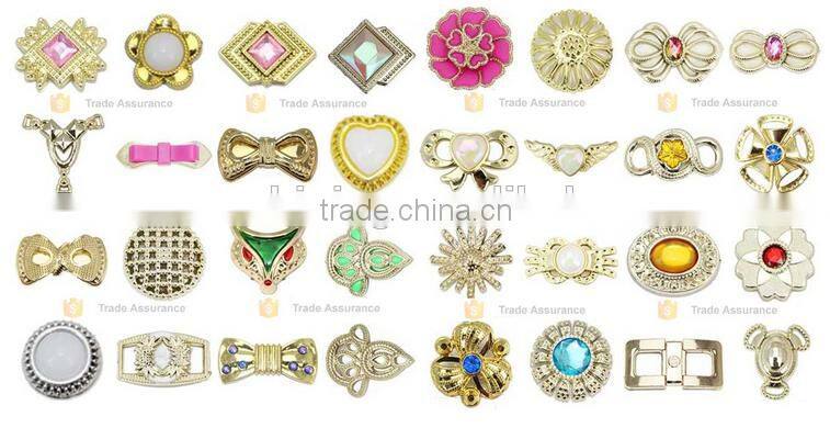 Flying plastic shoe decoration buckle flower accessories