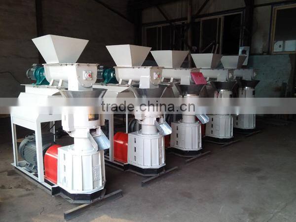 Colorful New Homemade Biomass Pellet Machine , Small Flat Die Wood Pellet Press Machine