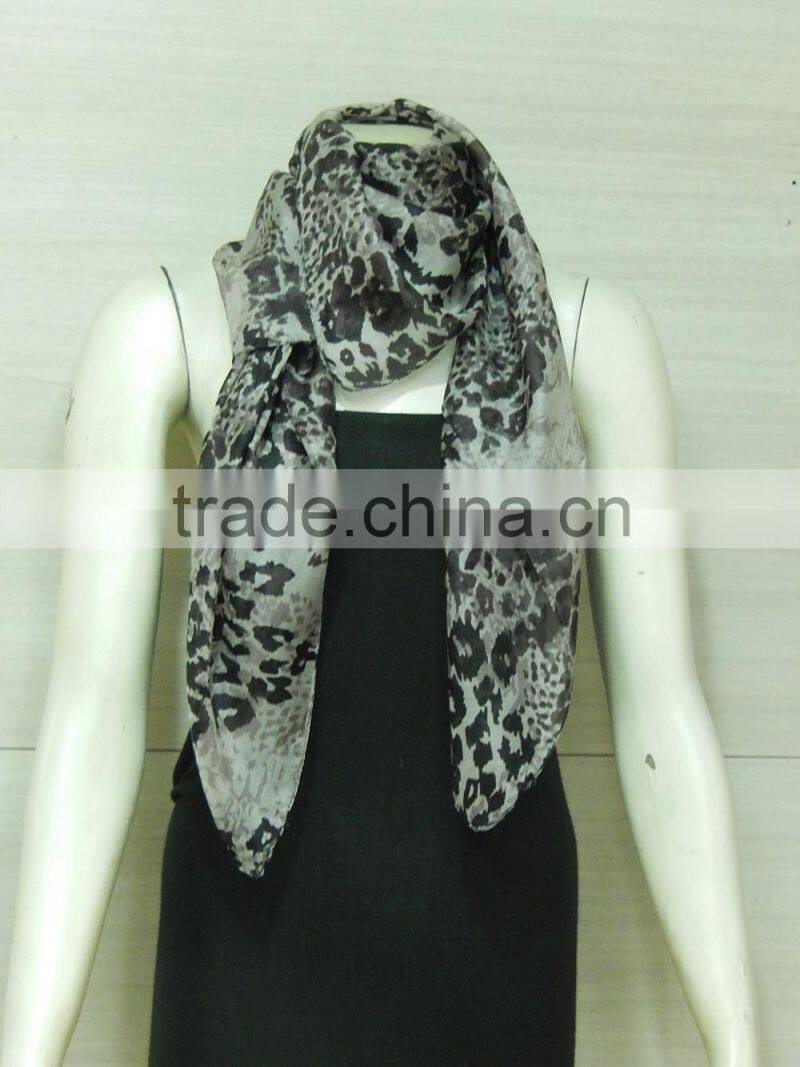 Printed silk scarves for women 2015
