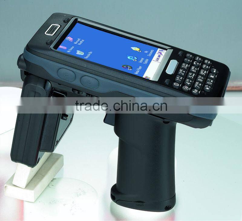 UHF handheld reader