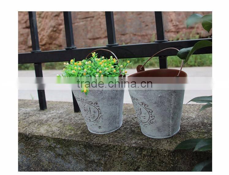 guangxi factory hot sale living room decoration metal galvanized embossed flower vase with handle
