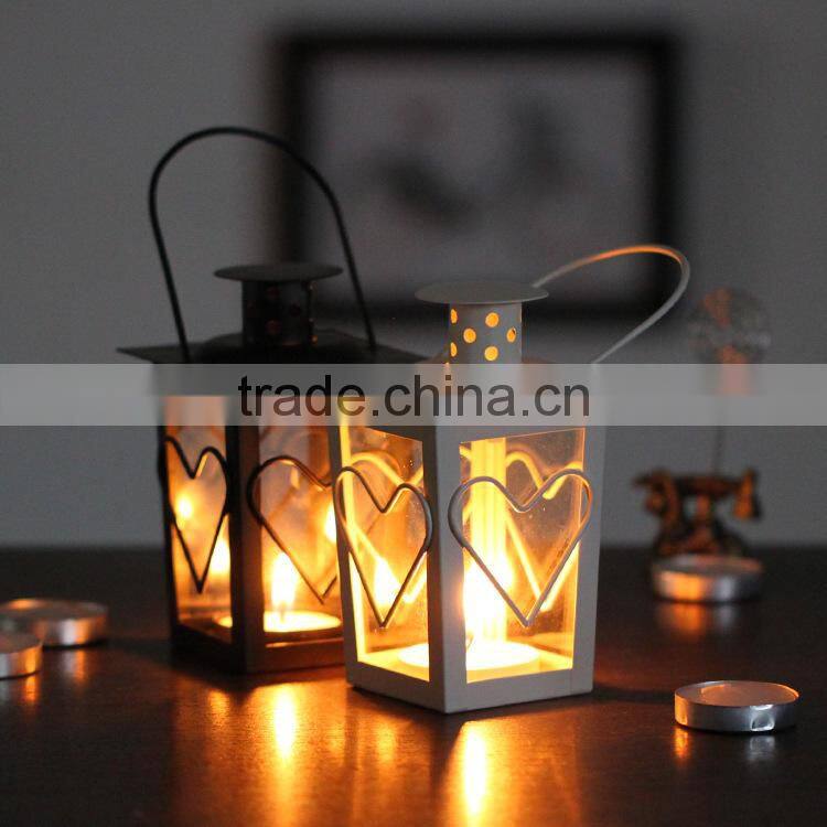 Metal candle holder lantern