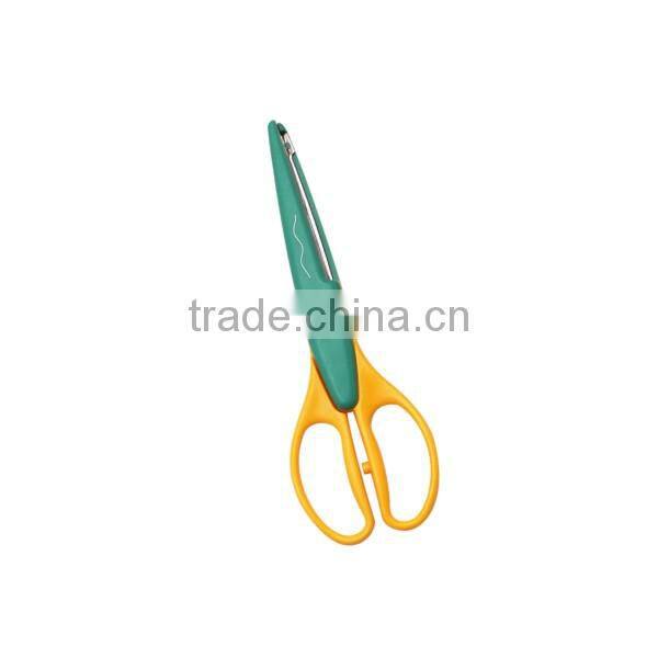 B6013 Stainless Steel Safety Kids Scissors Sewing Kit