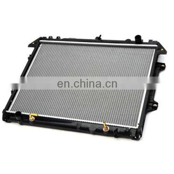 16400-0L190 Radiator for Hilux ,Tacoma radiator