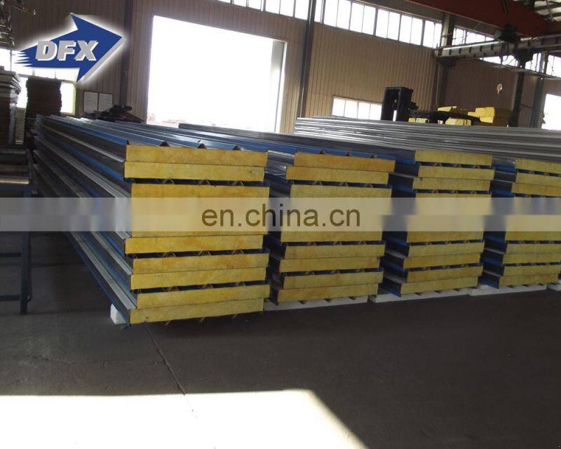 China cheap multi-colored fiber glass wool insulated roof sandwich panel for steel building facade