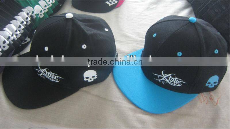 BLACK/RED/YELLOW FLAT BRIM FLEXFIT HAT CAP BRAND NEW SZ L/XL