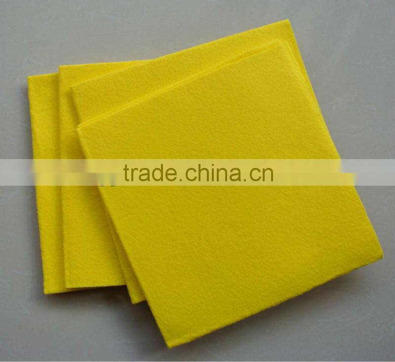 Absorbent nonwoven cloth floor cleaning cloth (needle punched)