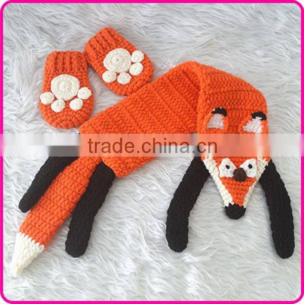 2015 new design wholesale crochet the fox pattern baby hat scarf mitten sets