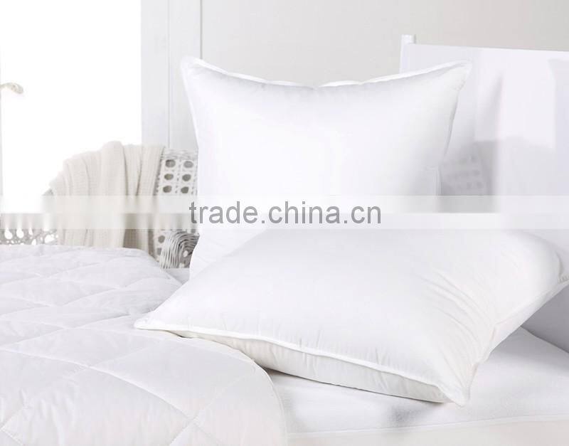 DACRON Memorelle Fiberfill Pillow