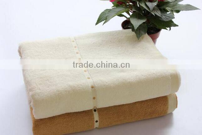 100% cotton terry placement print luxury bath towel