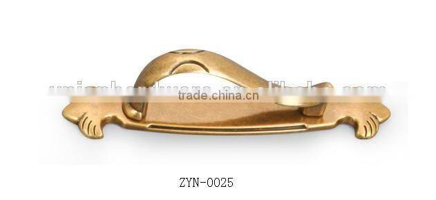 Vintage zinc alloy recessed pull handle with plate antique brass