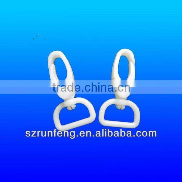 Plastic swivel snap hook buckle