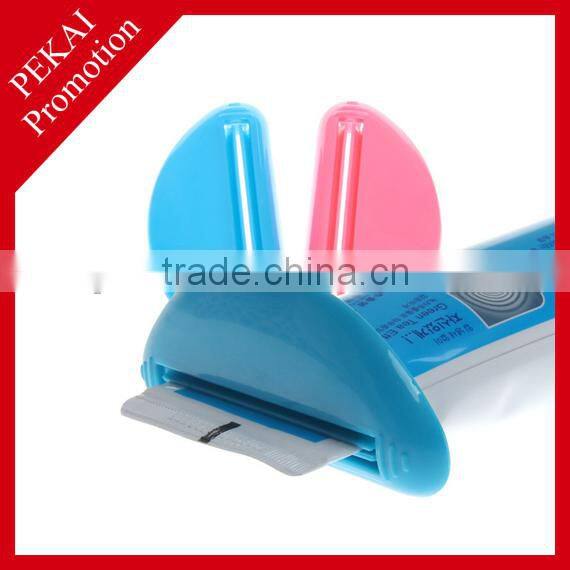 2015 new products promotional plastic toothpaste tube squeezer
