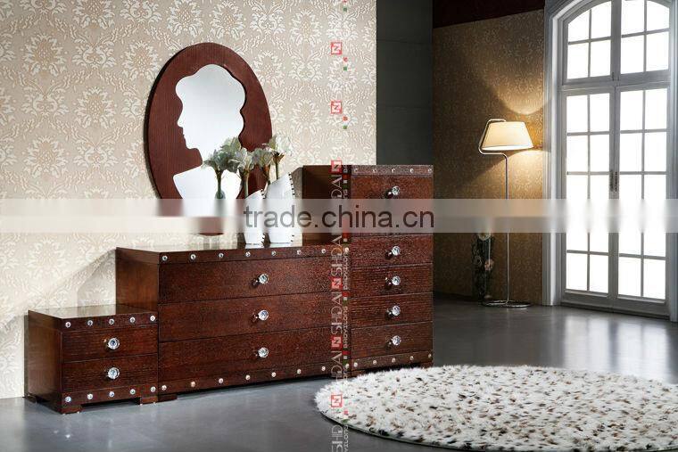 China Made Walnut Bedroom Set with Upholstered Headboard(Queen) B96