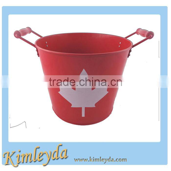 Tin Ice Bucket with Shovel