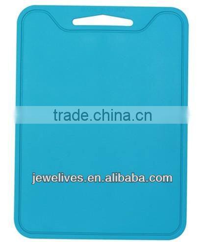 Food grade flexible silicone cutting board