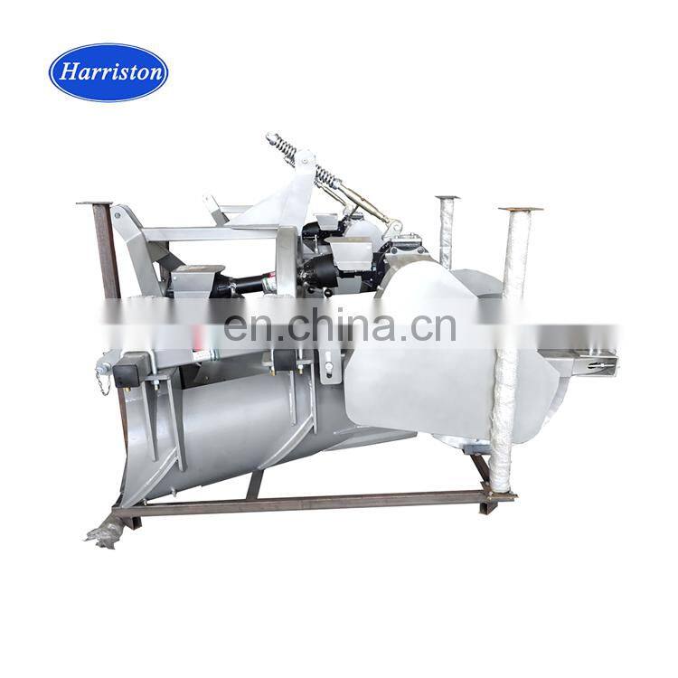 Four-wheel tractor hanging double-sided building machine