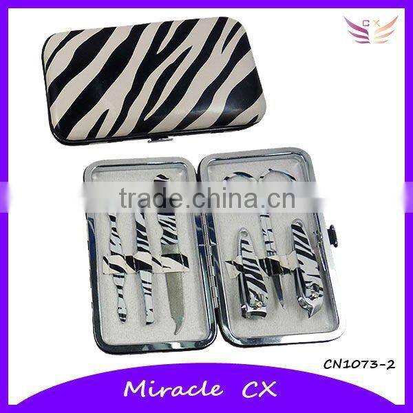 Sparking manicure set with printed gift and novelty wholesales