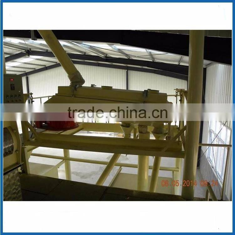 Durable automatic pellet vibrating screener