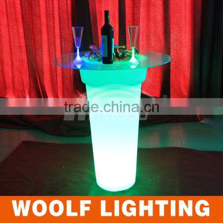 Popular Bistro and Bar Glowing Rechargeable Flashing Colourful LED Lighting Ice Bucket